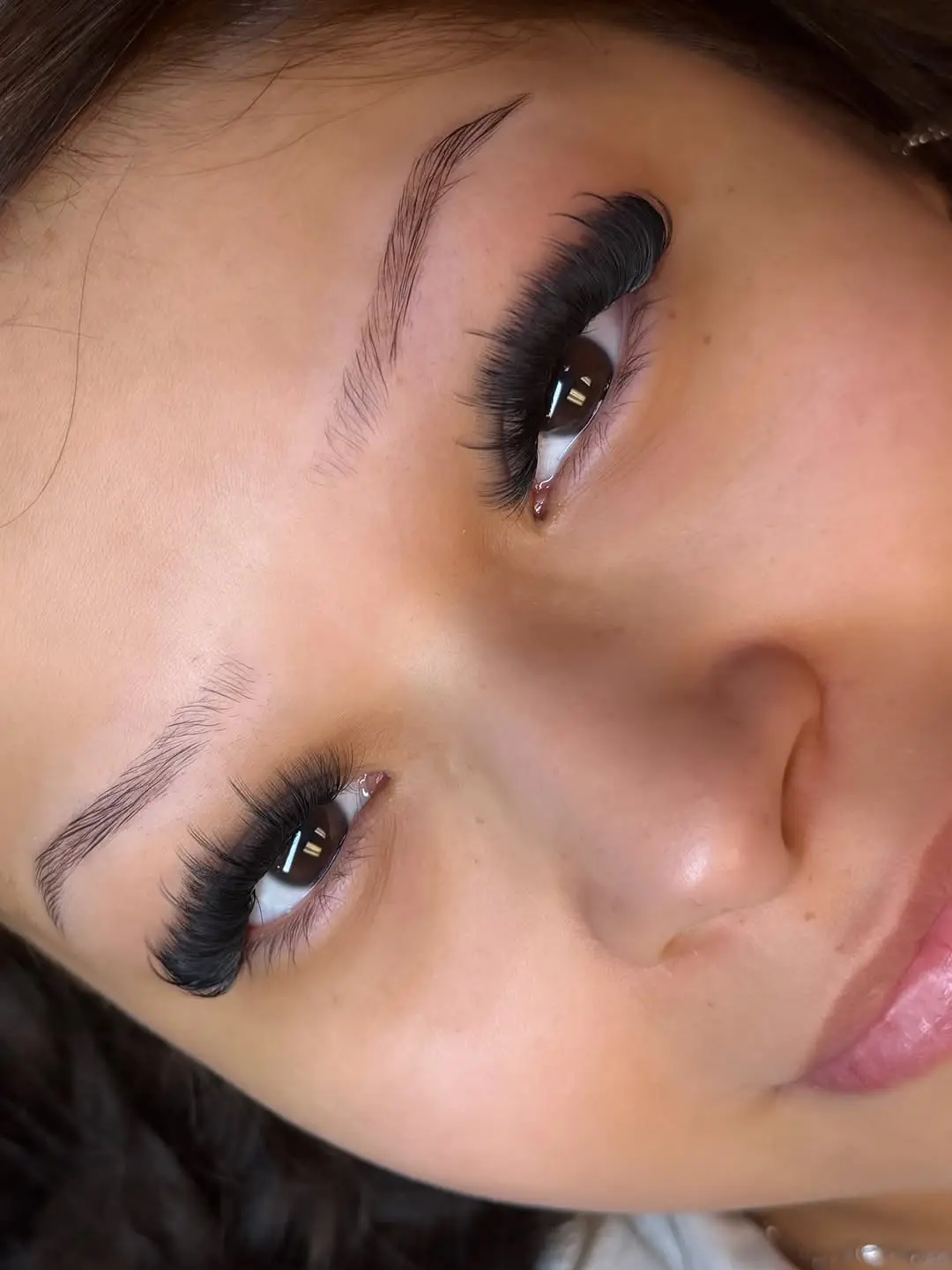 Wispy lash set by Lash Artistry By Nellie